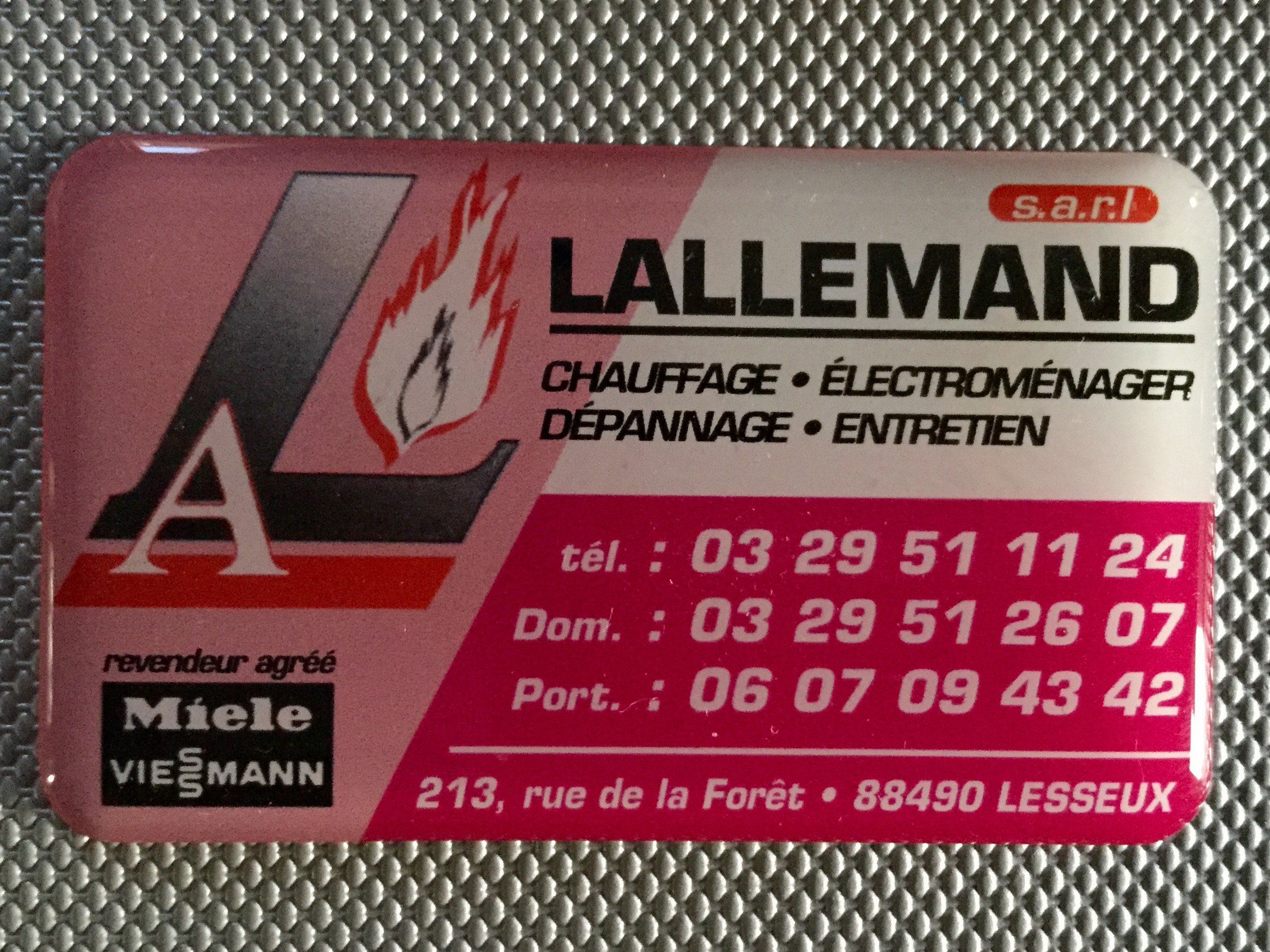 SARL LALLEMAND